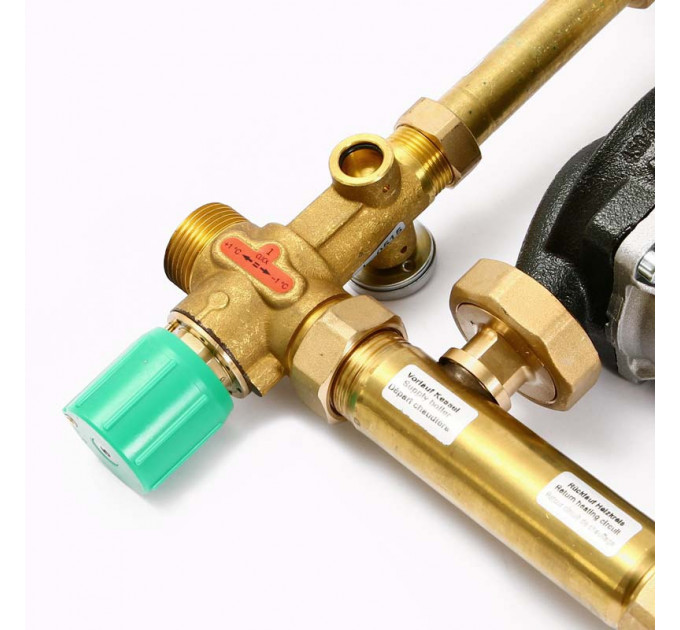 Насосно-смесительная группа UNI-FITT MULTIMIX 1" c насосом Wilo RS 25/6-130