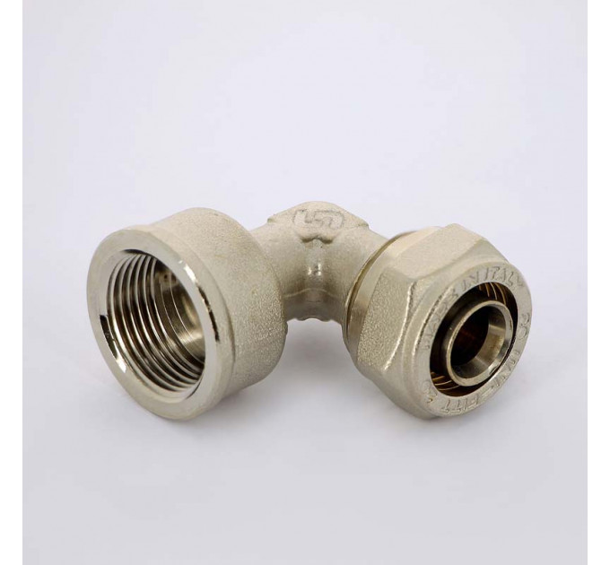 Угол обжим-В никелированный UNI-FITT 20х3/4"