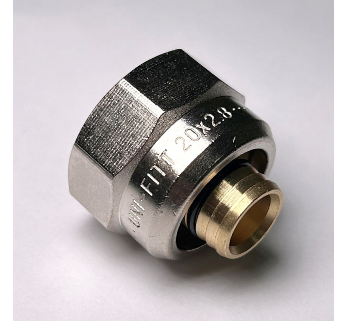Соединитель обжим-В 20(2.8) х 3/4" ЕК