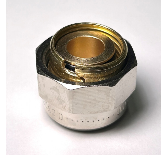 Соединитель обжим-В 20(2.0) х 3/4" ЕК