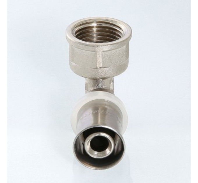 Угольник пресс с переходом на внутреннюю резьбу 20*3/4" VTm.252.N.002005 Valtec